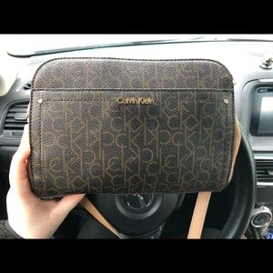 Calvin Klein crossbody